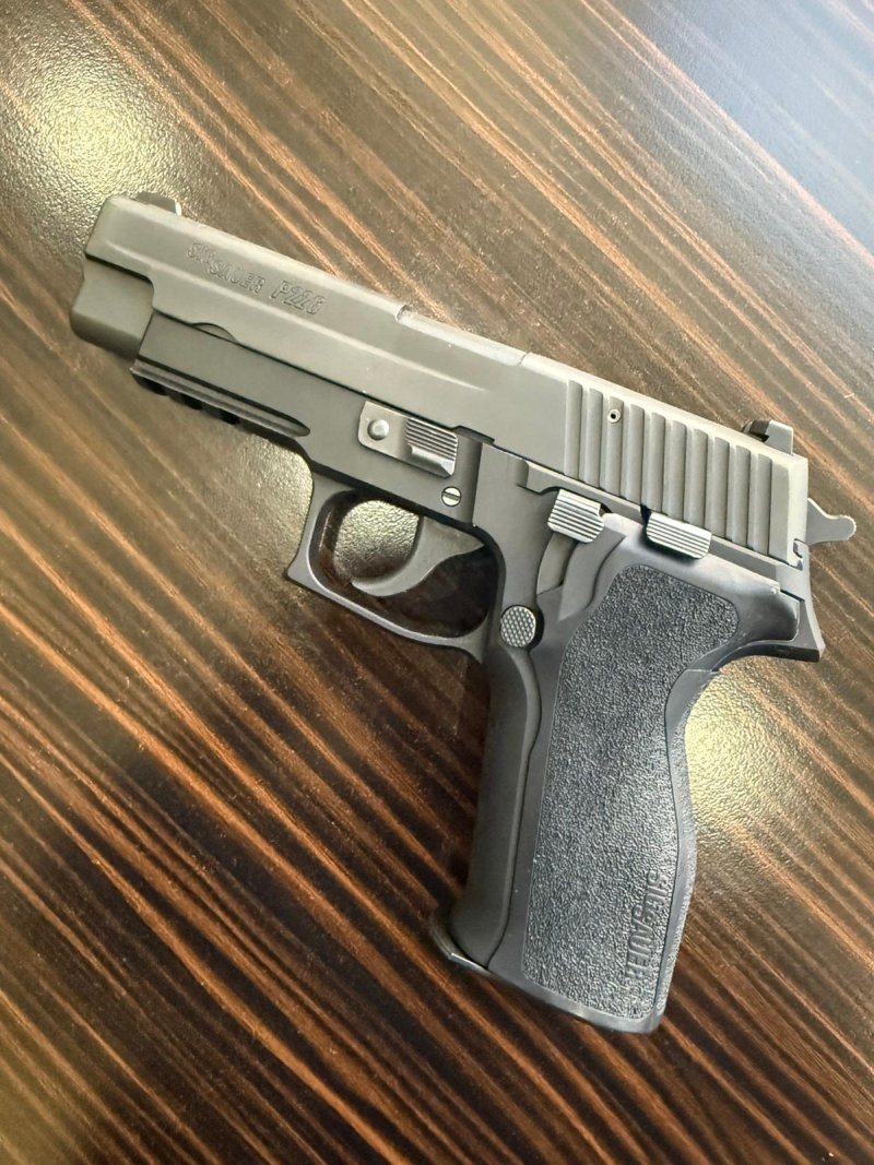 SIG SAUER 226