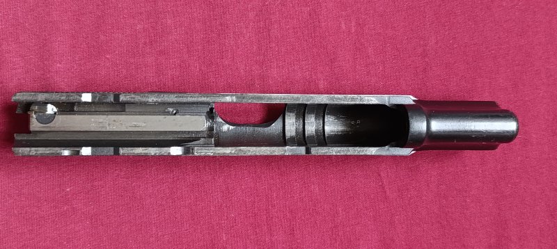 EMEKLİ EMNİYET GÖREVLİSİNDEN RUHSATLI SIFIR AYARINDA ÇOK AZ ATIŞ YAPILAN 1995 MODELORJİNAL